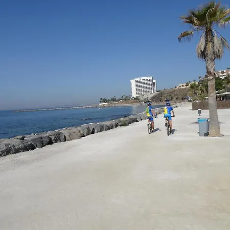Piso En Vela De Mar - Magníficas Vistas De Benalmádena, 4 Personas. *