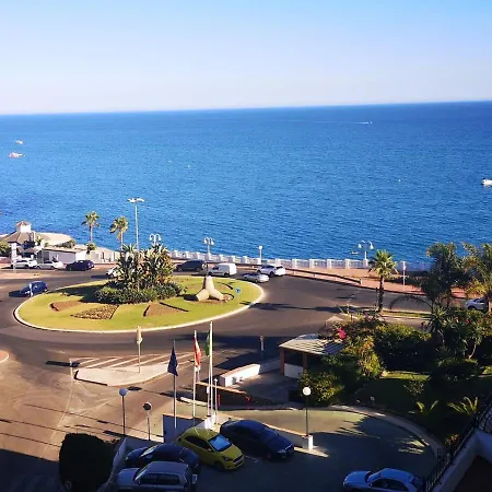 Apartamento Piso En Vela De Mar - Magníficas Vistas De Benalmádena, 4 Personas.